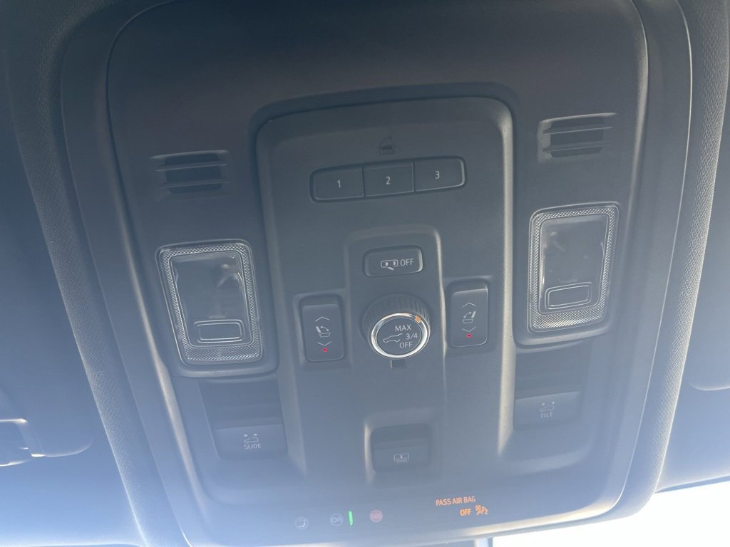 Used 2021 Chevrolet Tahoe RST w/ Luxury Package image 36