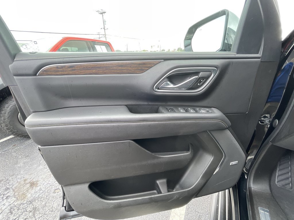Certified 2021 Chevrolet Suburban Premier w/ Premium Package RWD image 23