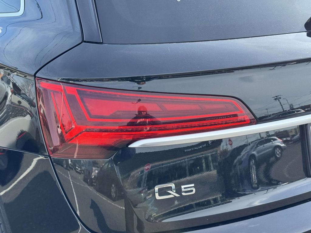 Used 2023 Audi Q5 2.0T Premium image 11