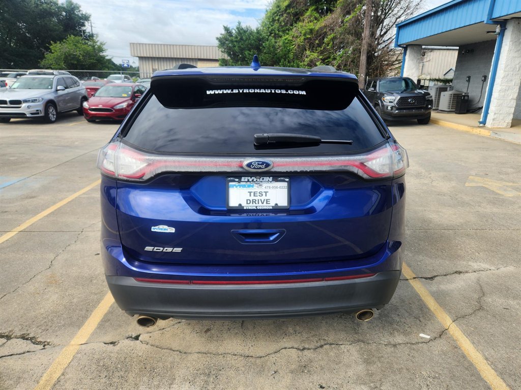 Used 2015 Ford Edge SE FWD image 3