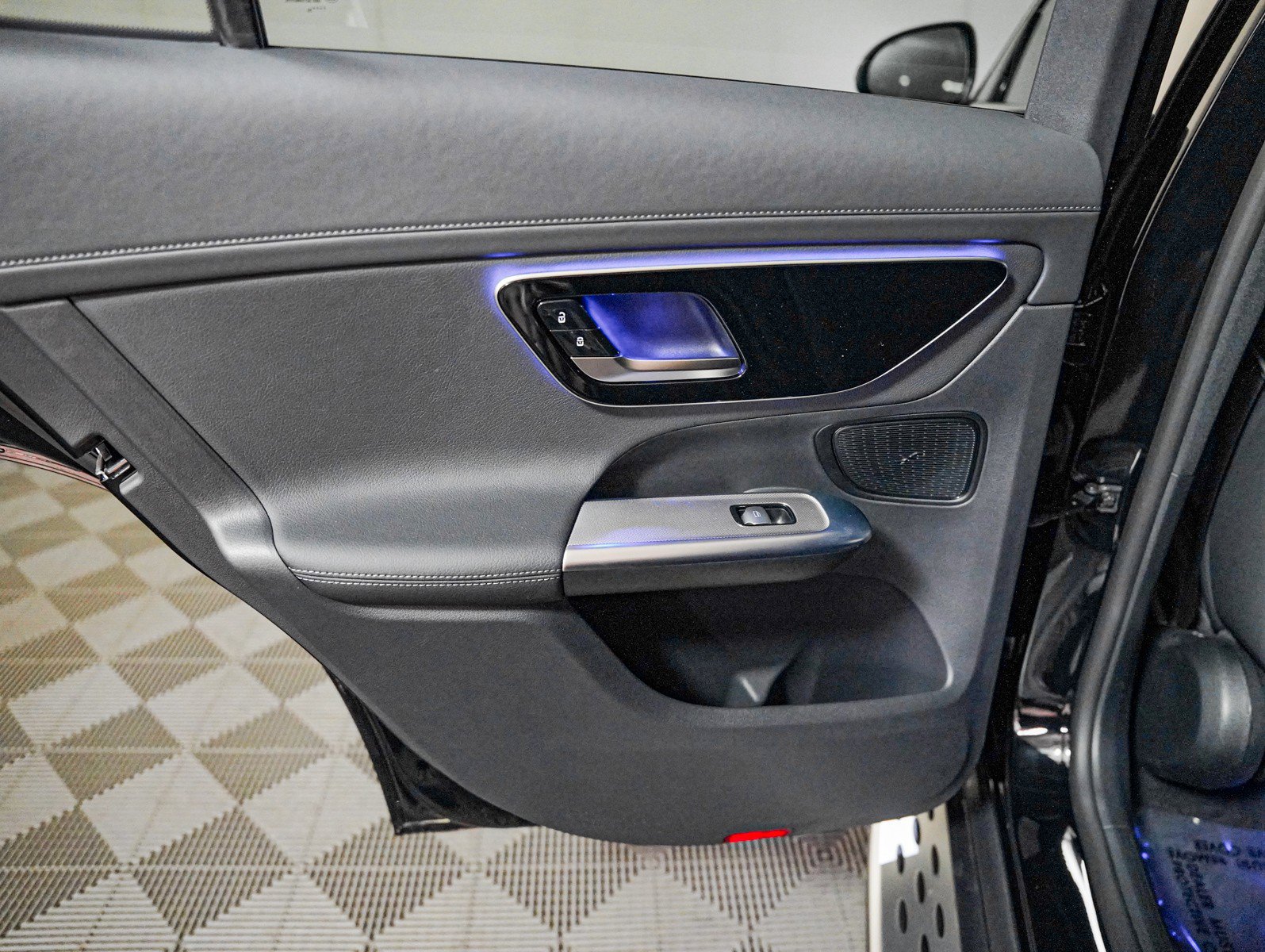 Used 2024 Mercedes-Benz GLC 300 image 20