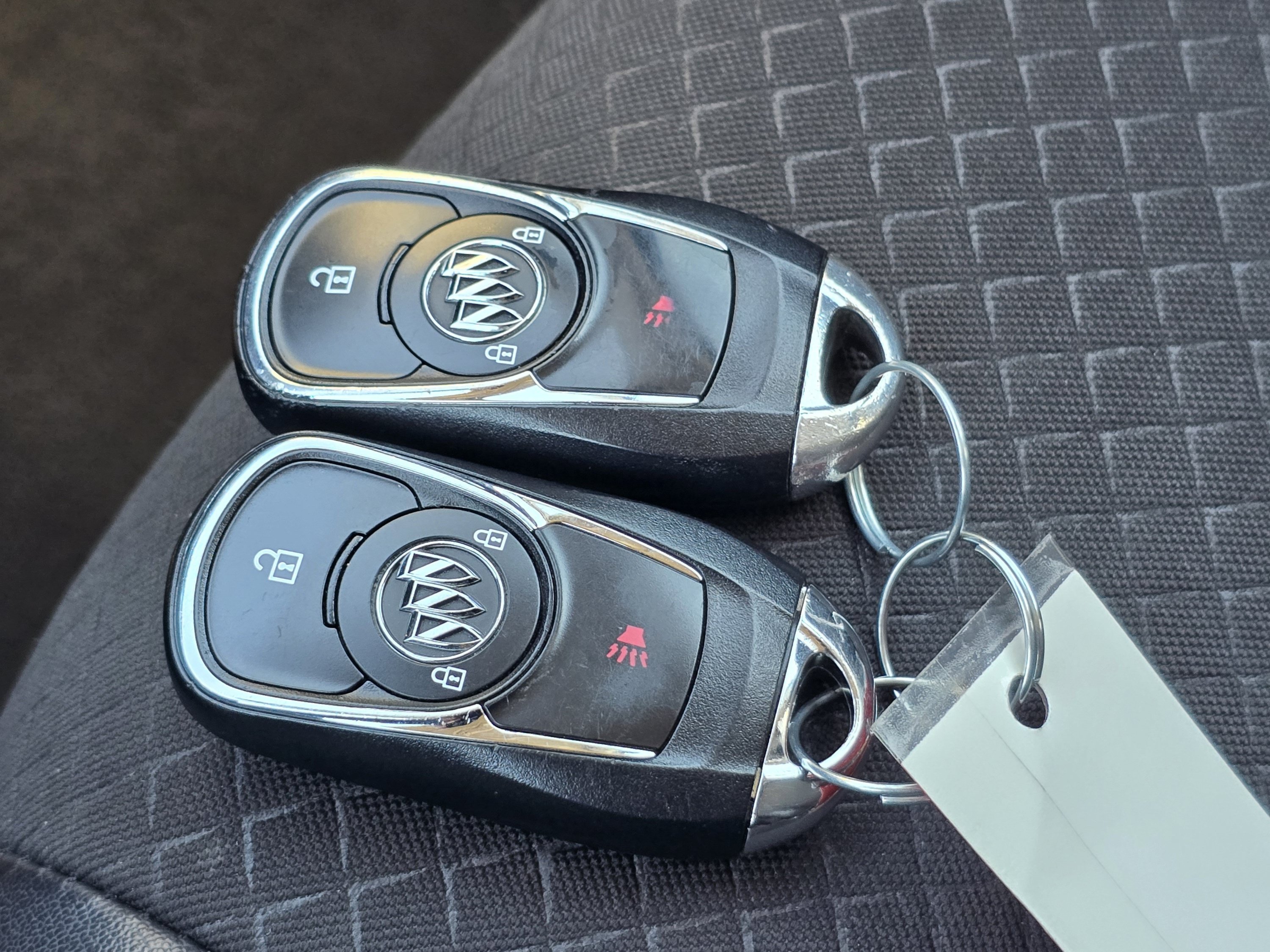Used 2018 Buick Encore Preferred FWD image 31
