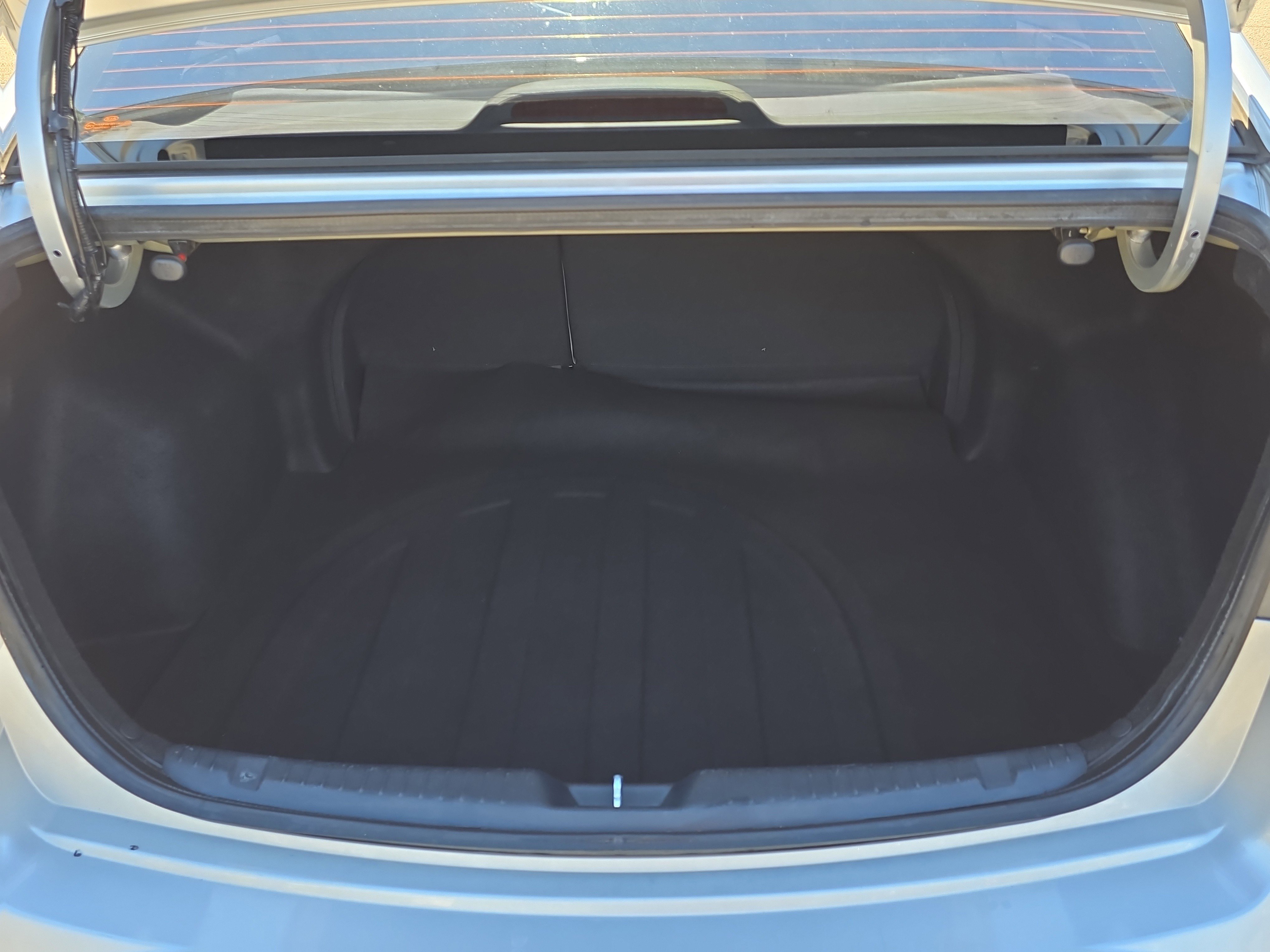 Used 2012 Kia Forte EX w/ Premium Pkg image 10