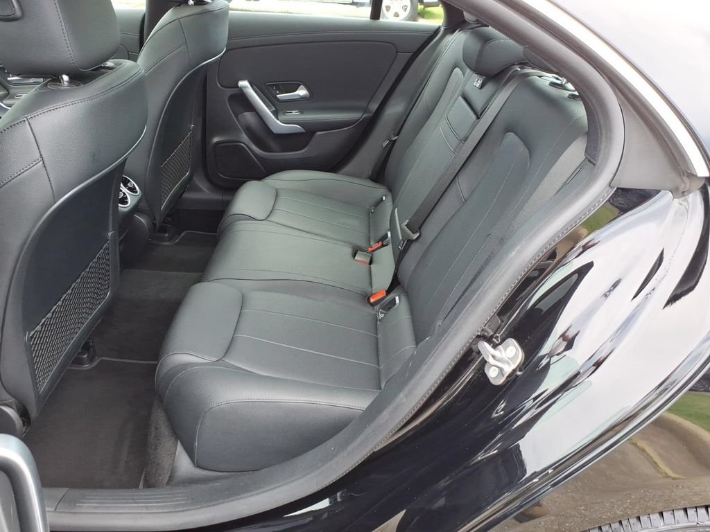 Used 2025 Mercedes-Benz CLA 250 image 6