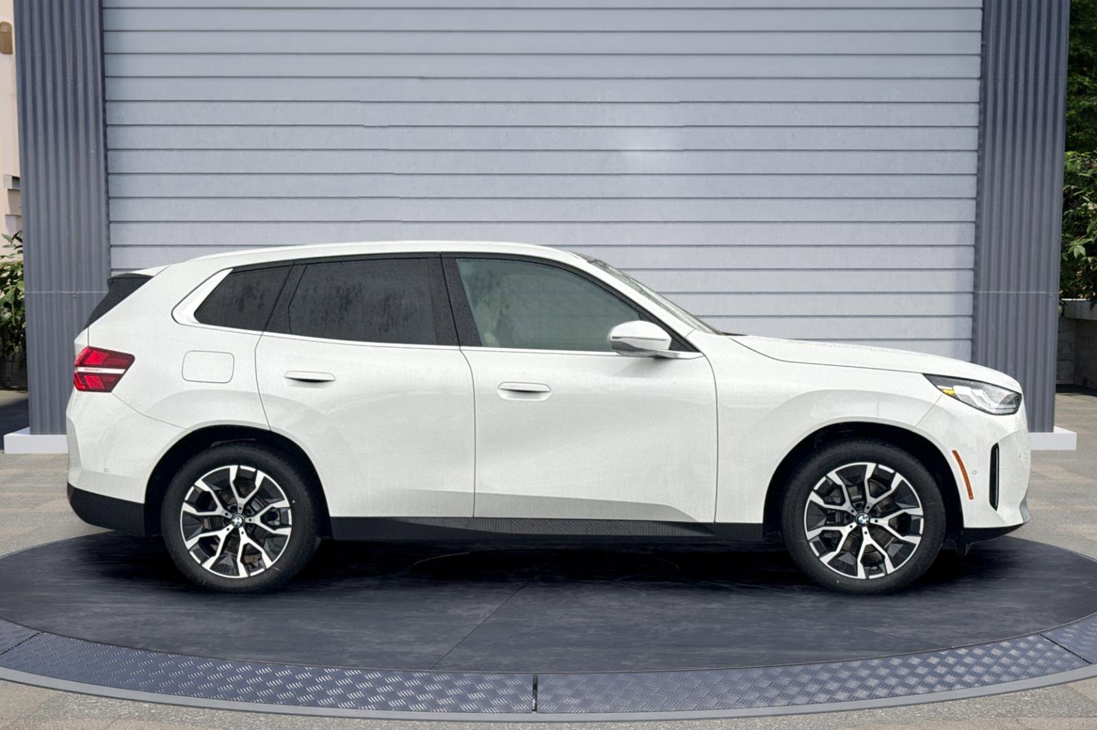 New 2026 BMW X3 xDrive30 w/ Convenience Package image 3