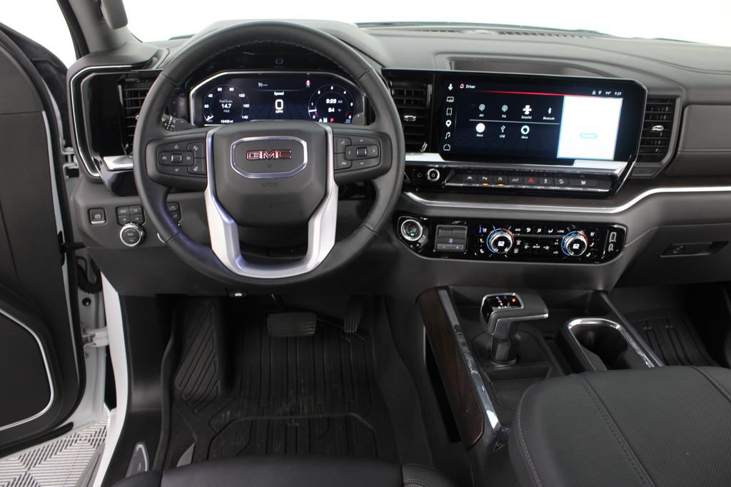 Used 2025 GMC Sierra 1500 SLT w/ SLT Premium Plus Package AWD/4WD image 11