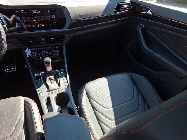Certified 2024 Volkswagen Jetta GLI Autobahn FWD image 16