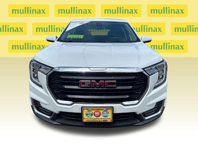 Used 2024 GMC Terrain SLE AWD/4WD image 16