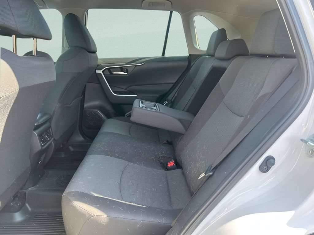 Used 2024 Toyota RAV4 XLE AWD/4WD image 19