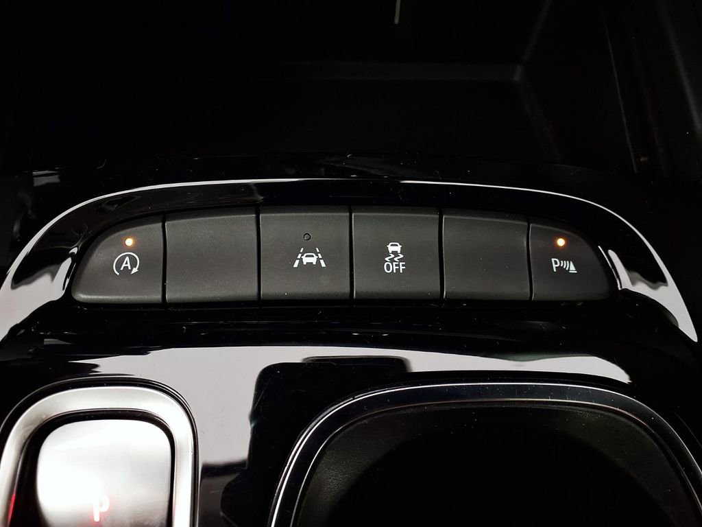 Used 2022 Buick Envision Preferred FWD image 21