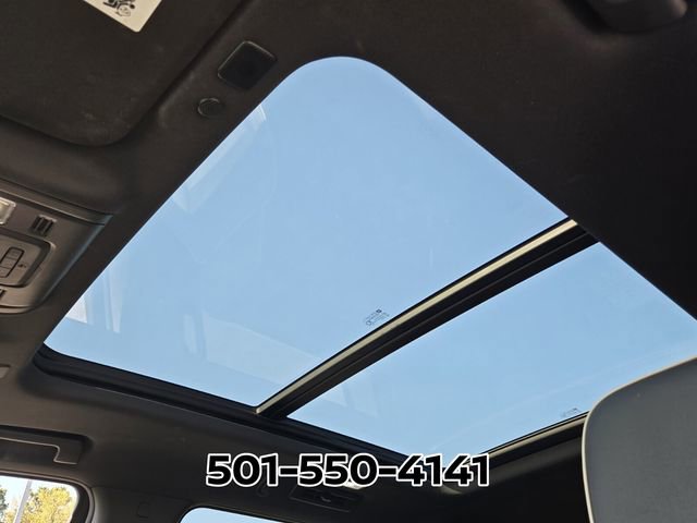 Used 2021 Chevrolet Suburban Premier w/ Premium Package image 27