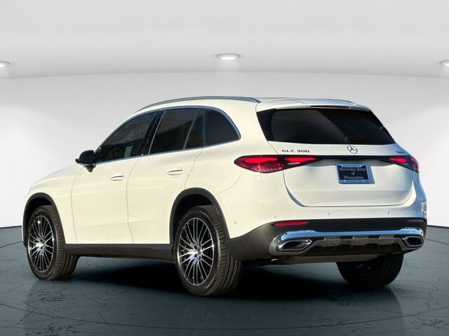 Certified 2026 Mercedes-Benz GLC 300 4MATIC image 4