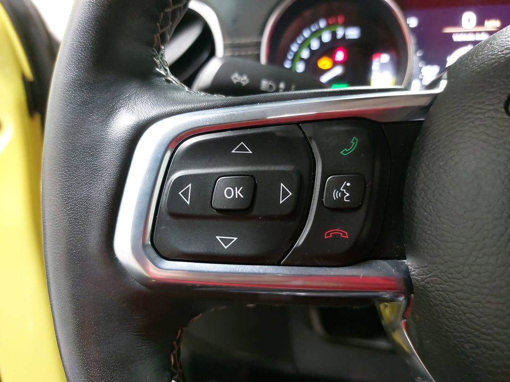 Used 2023 Jeep Wrangler Unlimited Sahara w/ Cold Weather Group image 16