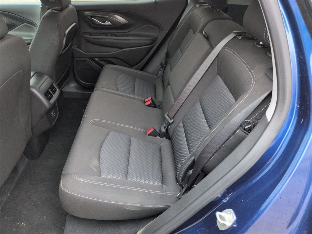 Used 2023 GMC Terrain SLE w/ Driver Convenience Package image 25