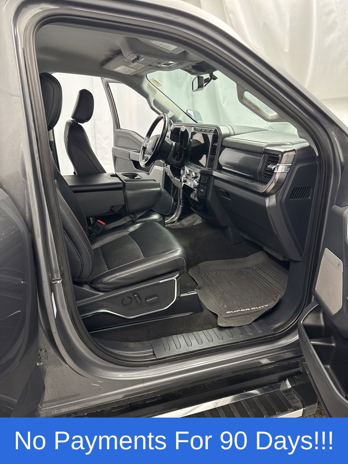 Used 2023 Ford F350 Lariat w/ Chrome Package image 33