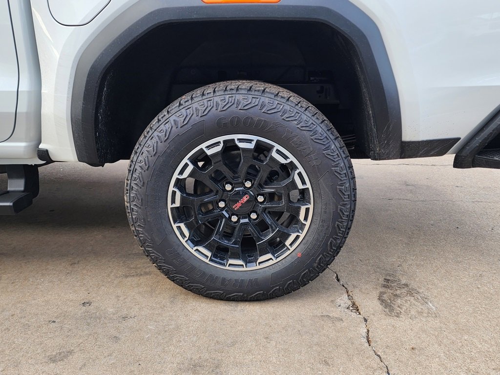 New 2026 GMC Canyon AT4 w/ Technology Plus Package image 55