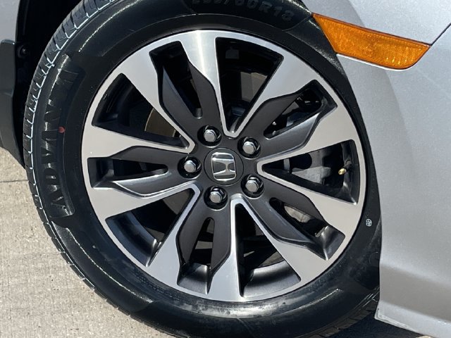 Certified 2024 Honda Odyssey EX-L image 8