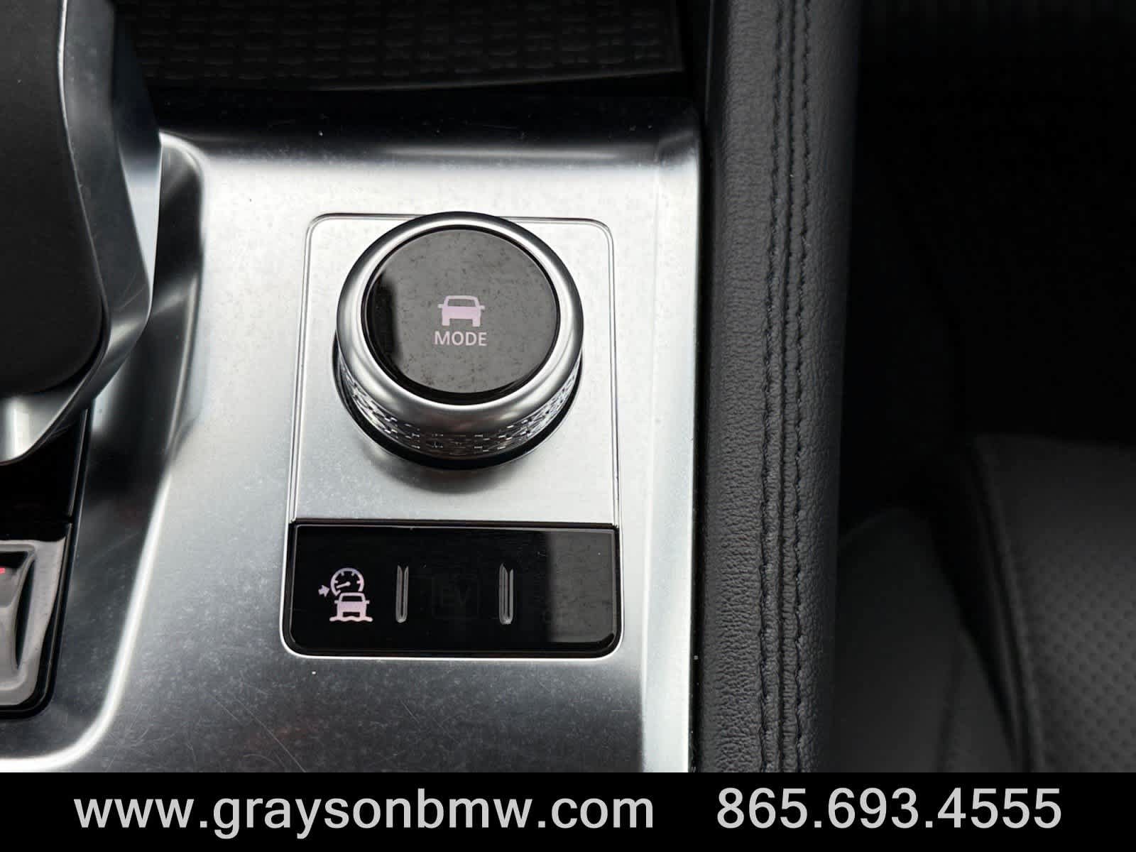 Used 2023 Jaguar F-PACE S AWD/4WD image 25