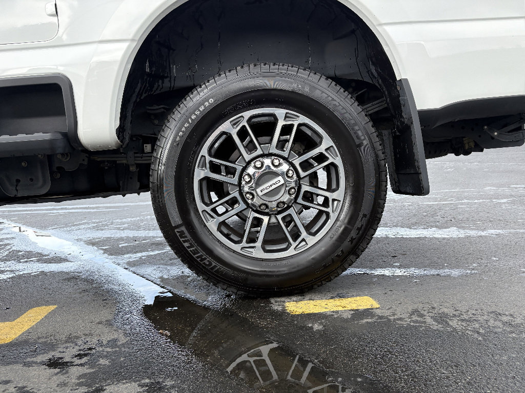 Used 2024 Ford F350 Limited w/ FX4 Off-Road Package image 15