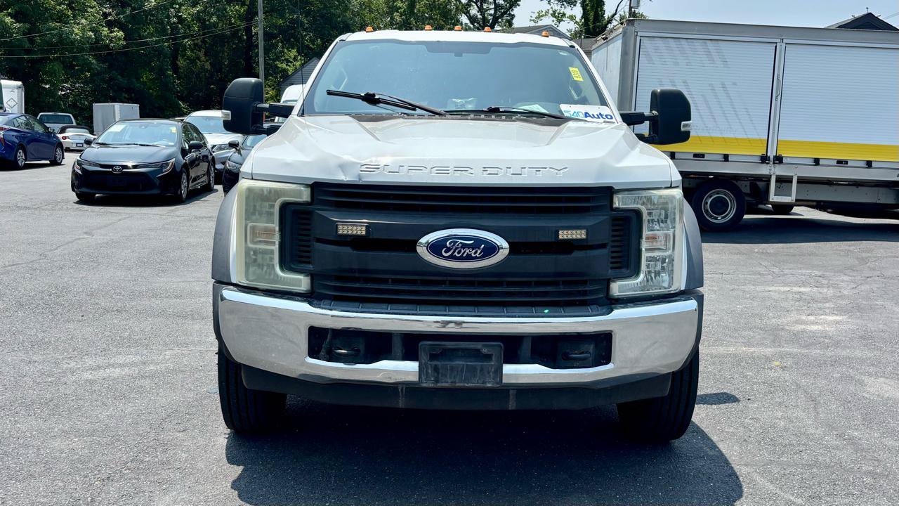 Used 2017 Ford F550 2WD SuperCab Super Duty image 3