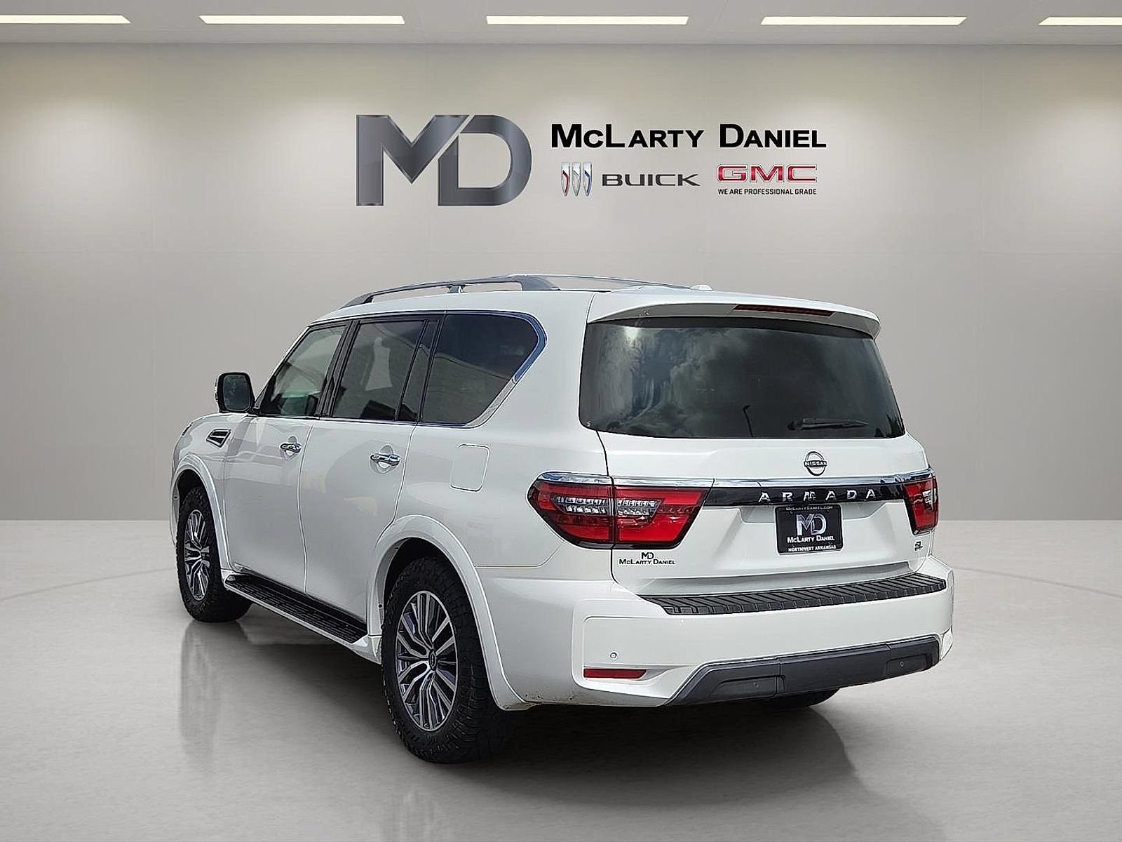 Used 2024 Nissan Armada SL w/ Cargo Package AWD/4WD image 13