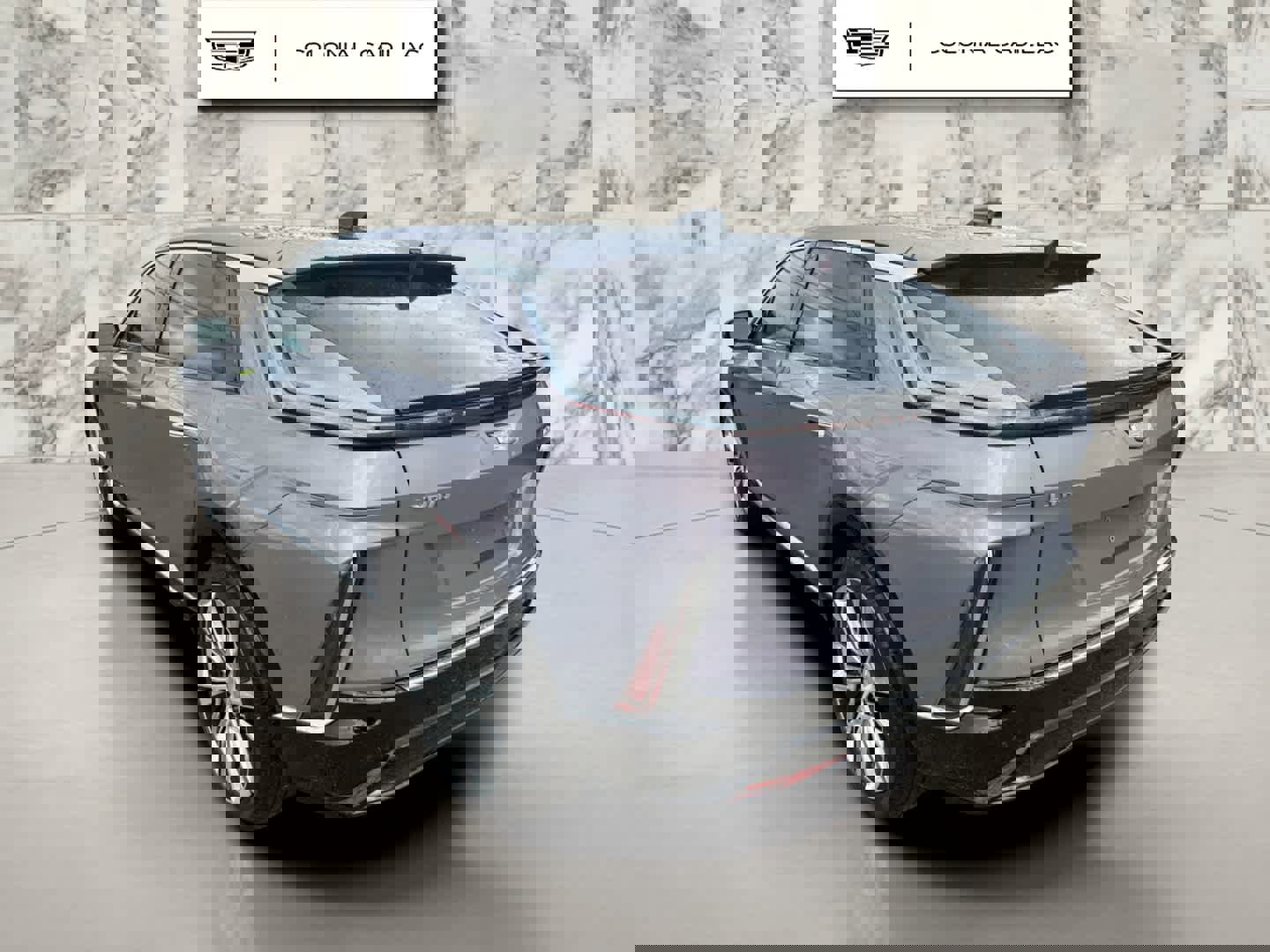 Used 2025 Cadillac Lyriq Luxury w/ LPO, Floor Liner Package AWD/4WD image 5