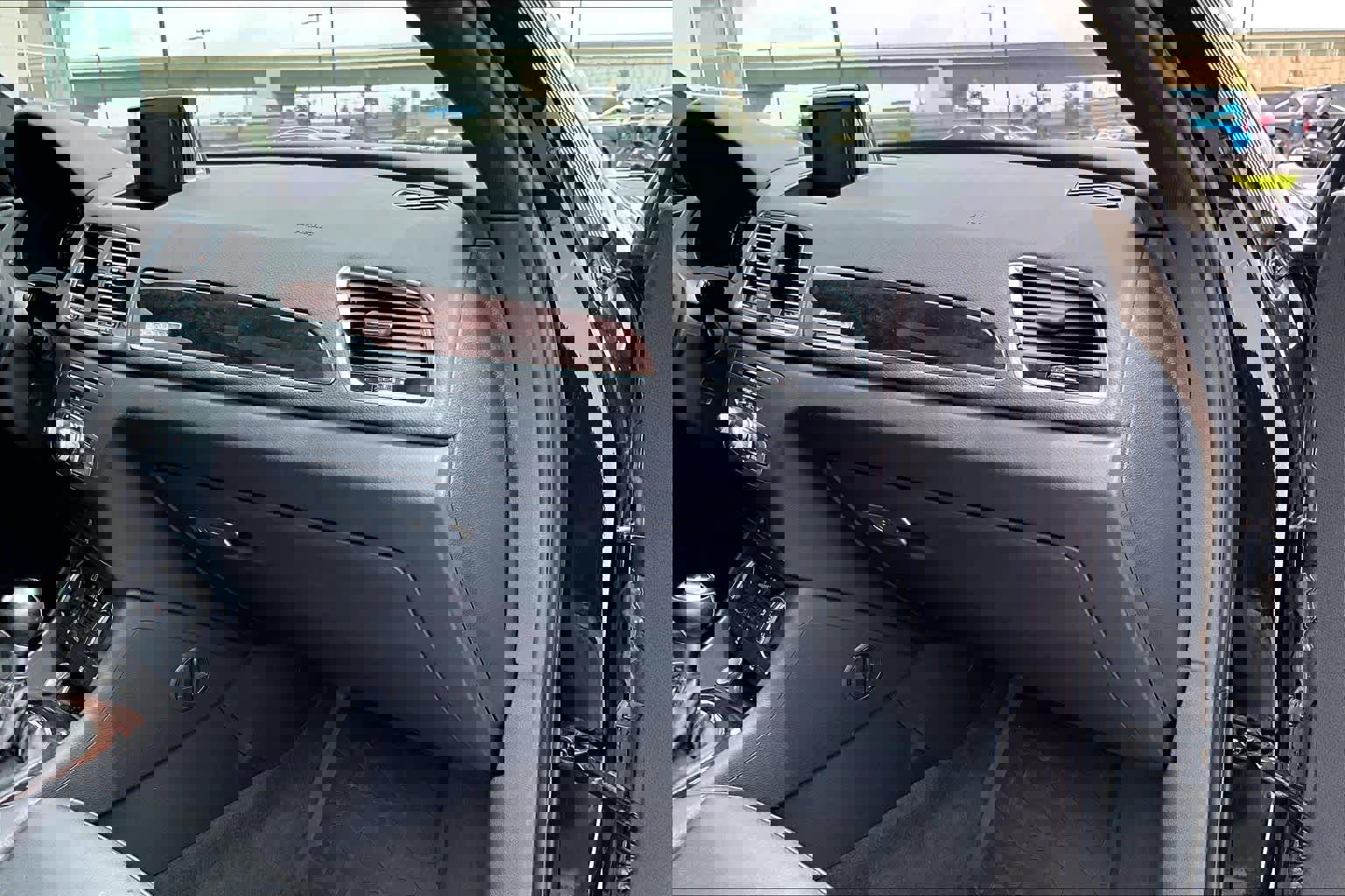 Used 2016 Audi Q3 2.0T Premium Plus w/ Technology Package AWD/4WD image 17