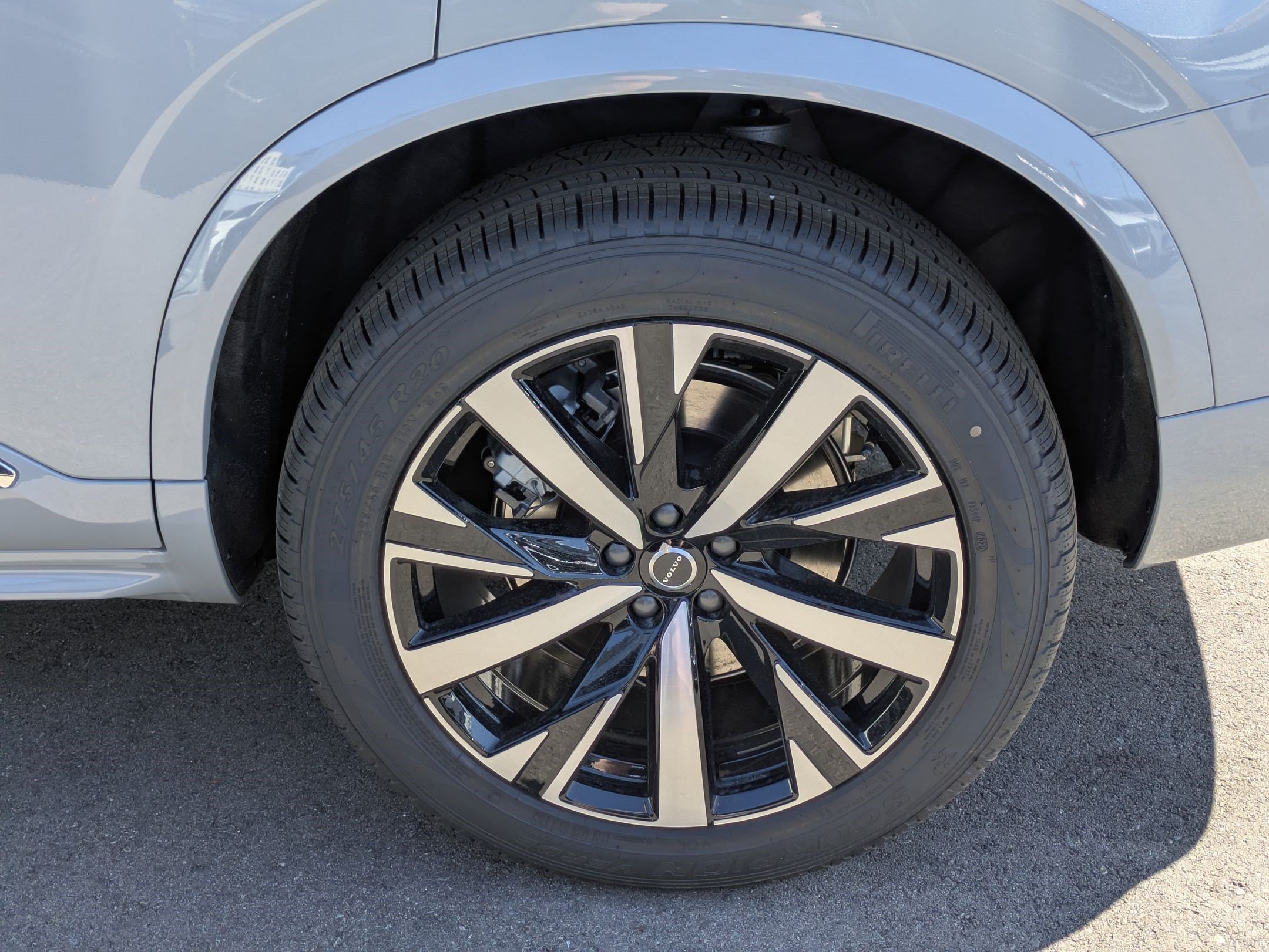 New 2026 Volvo XC90 B6 Core AWD/4WD image 16