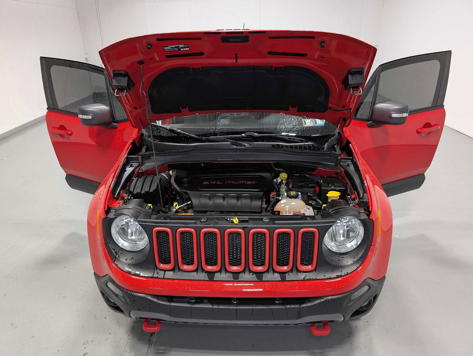Used 2018 Jeep Renegade Trailhawk AWD/4WD image 13