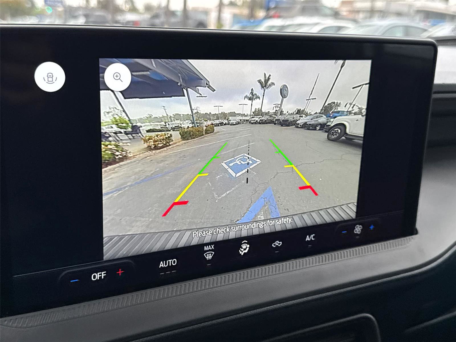 Used 2025 Ford Maverick XL image 30