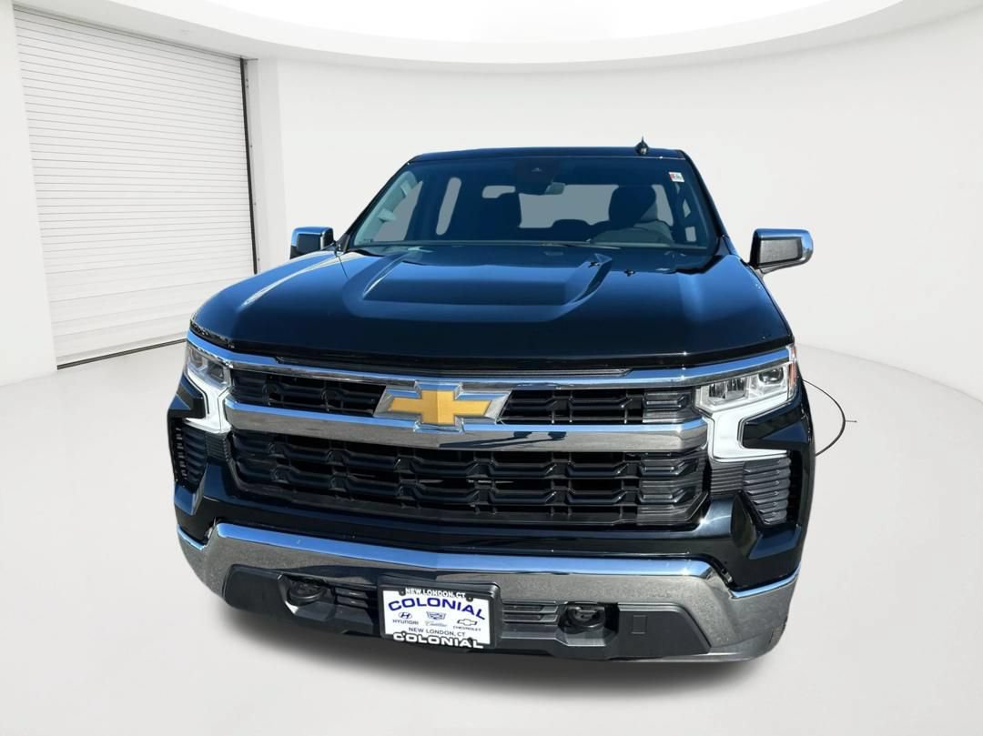 Used 2023 Chevrolet Silverado 1500 LT AWD/4WD image 2