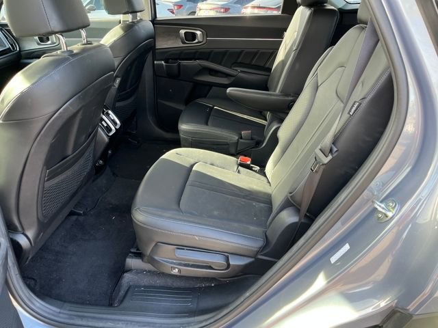 Used 2024 Kia Sorento SX image 3