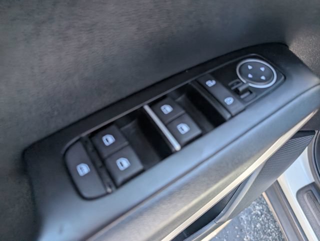 Used 2024 Kia Soul LX w/ LX Technology Package FWD image 15