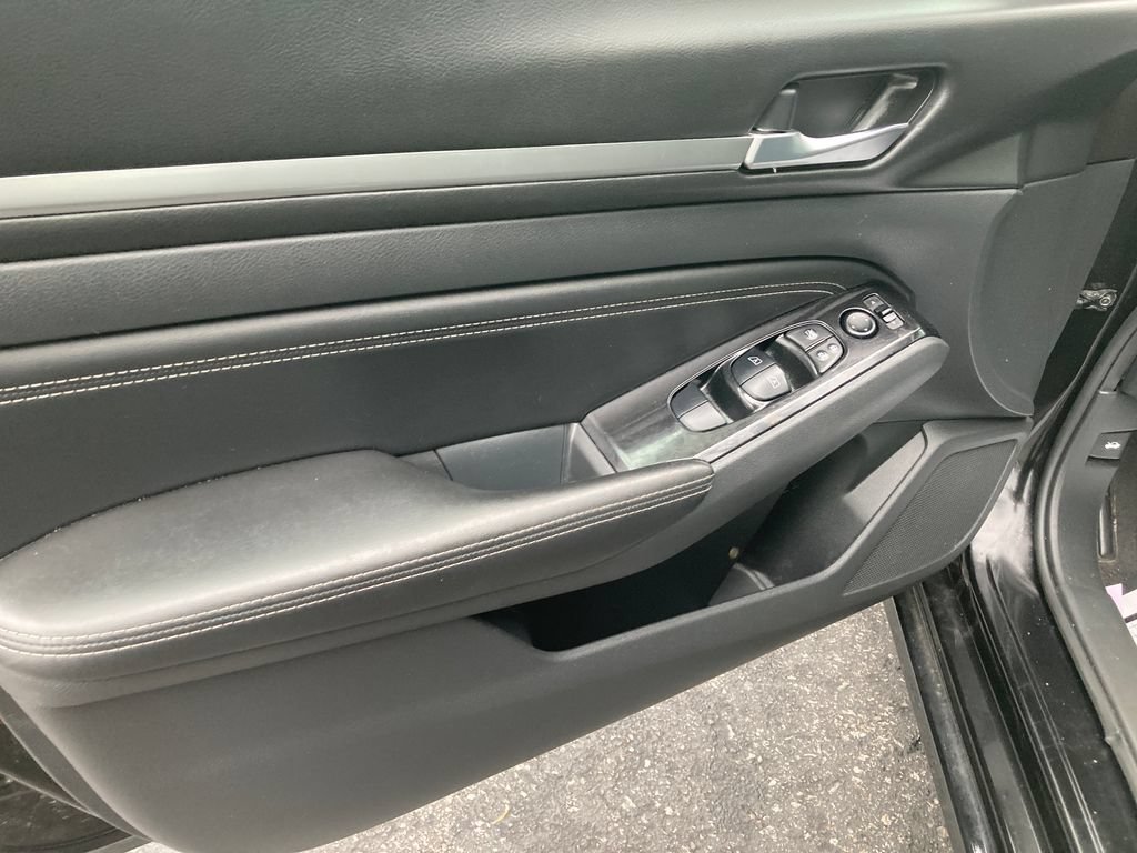 Used 2020 Nissan Altima 2.5 SV AWD/4WD image 13