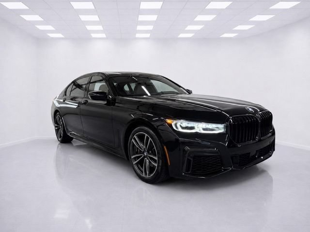 Used 2022 BMW 750i xDrive w/ Executive Package AWD/4WD image 11
