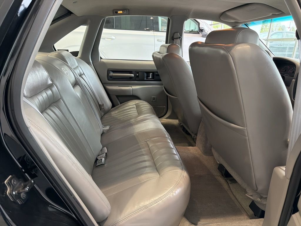 Used 1996 Chevrolet Impala SS RWD image 23