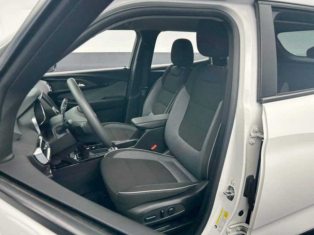 Used 2023 Chevrolet TrailBlazer LT image 10