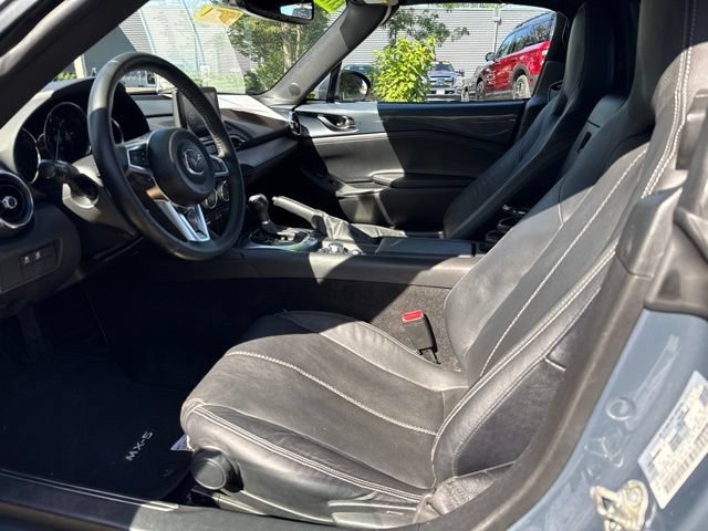Used 2020 MAZDA MX-5 Miata RF Grand Touring RWD image 14