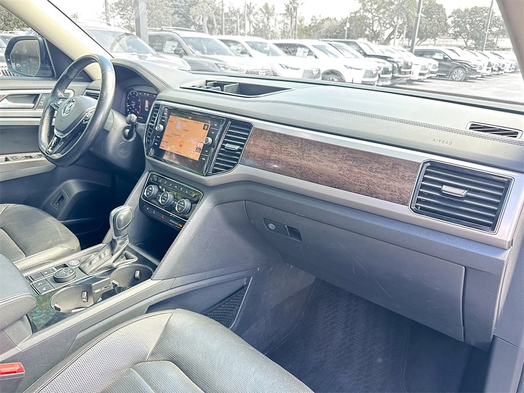 Used 2018 Volkswagen Atlas SEL Premium image 33