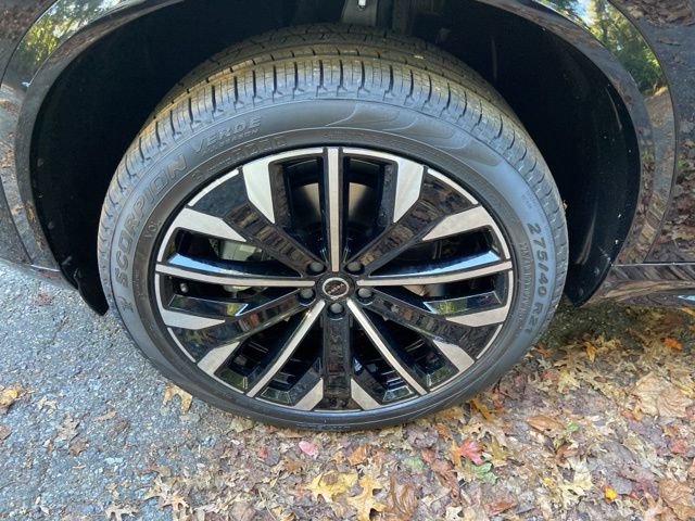 New 2026 Volvo XC90 B6 Plus AWD/4WD image 9