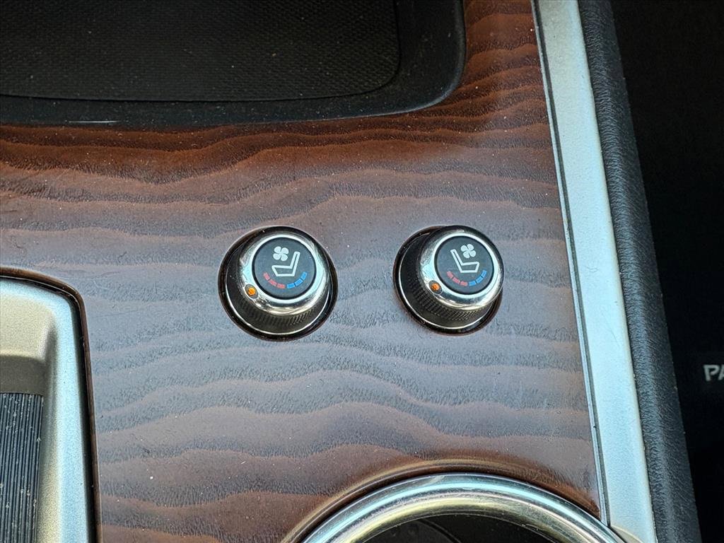 Used 2019 Nissan Pathfinder Platinum w/ Cargo Package image 15