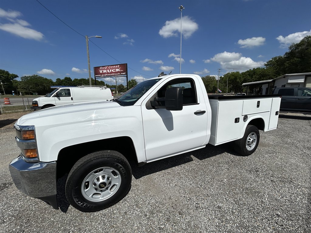 Used 2018 Chevrolet Silverado 2500 W/T RWD image 1