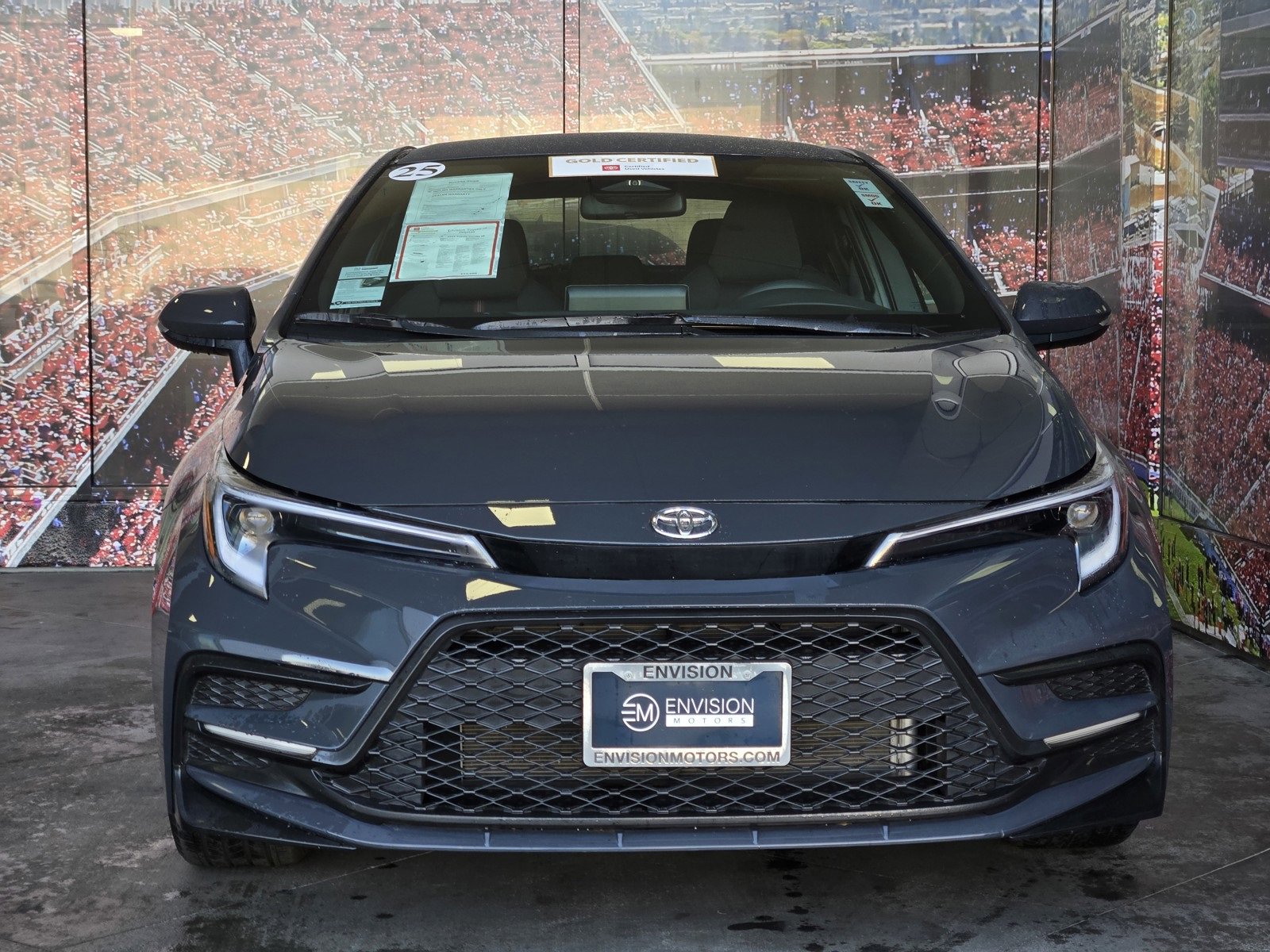 Certified 2025 Toyota Corolla SE image 3