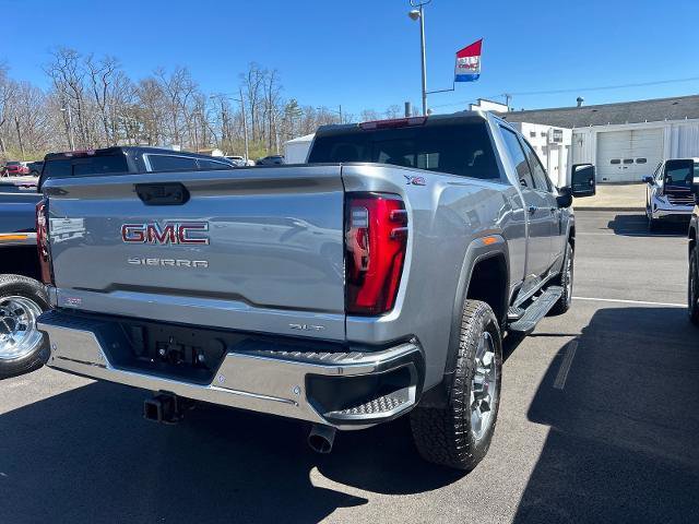 New 2026 GMC Sierra 3500 SLT w/ SLT Premium Package AWD/4WD image 4