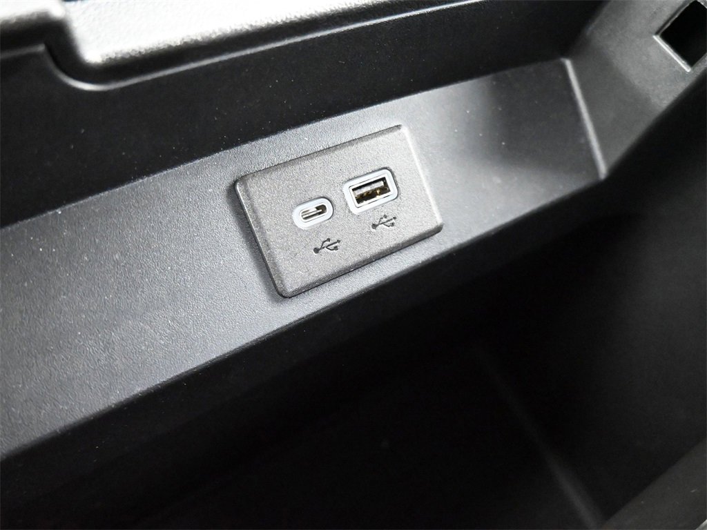 Used 2023 Chevrolet Tahoe RST image 16