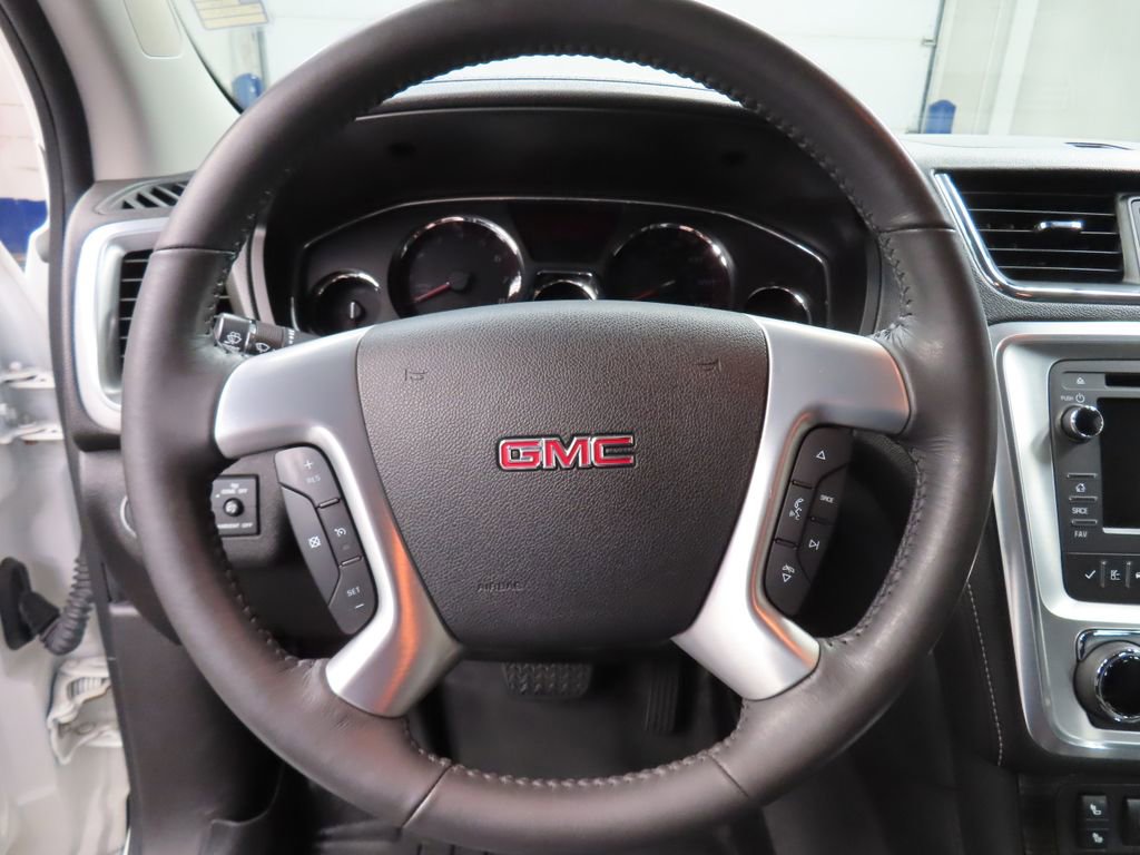 Used 2015 GMC Acadia SLT image 42