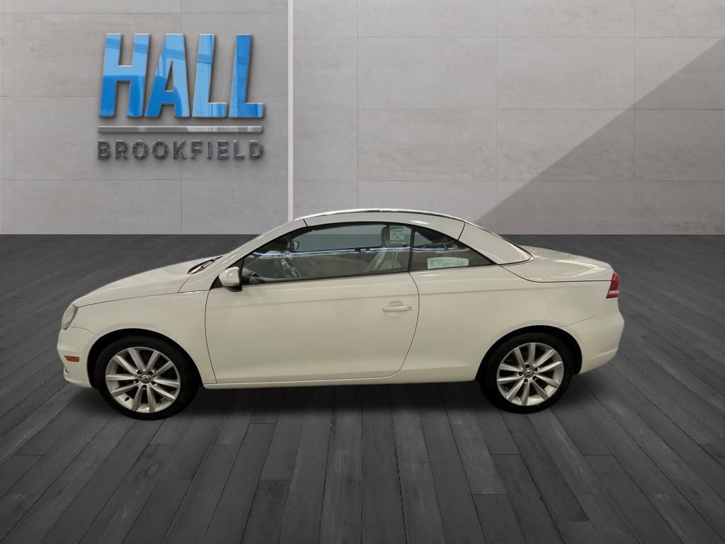 Used 2013 Volkswagen Eos Komfort image 2