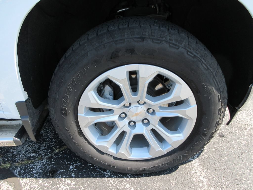 Certified 2025 Chevrolet Silverado 1500 LTZ AWD/4WD image 3