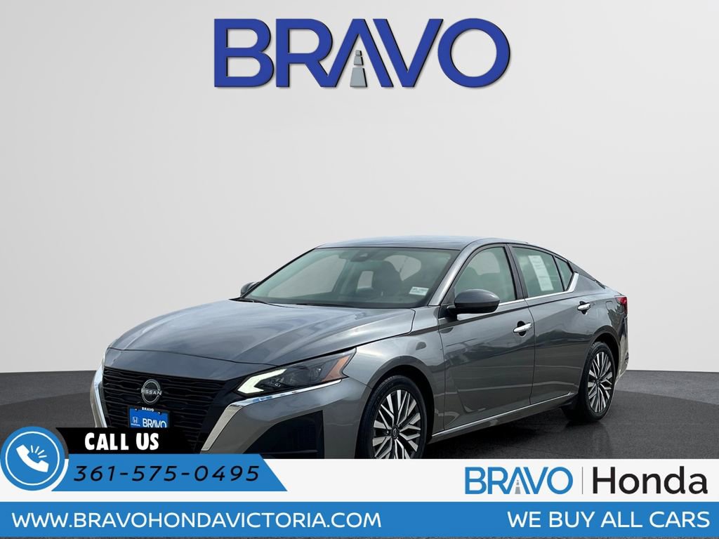 Used 2023 Nissan Altima 2.5 SV
