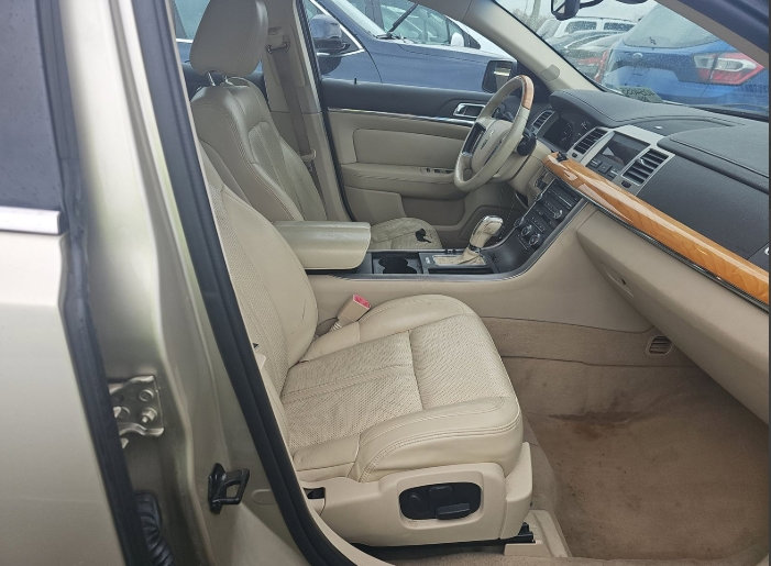 Used 2010 Lincoln MKS 3.7L FWD image 7